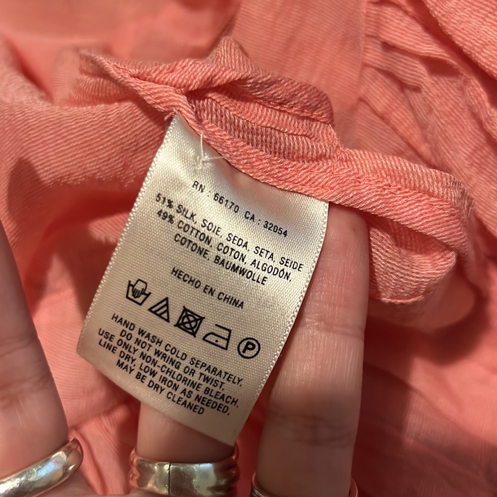 LIKE NEW ANTHROPOLOGIE ruffle silk top✨✨ - Picture 3 of 3